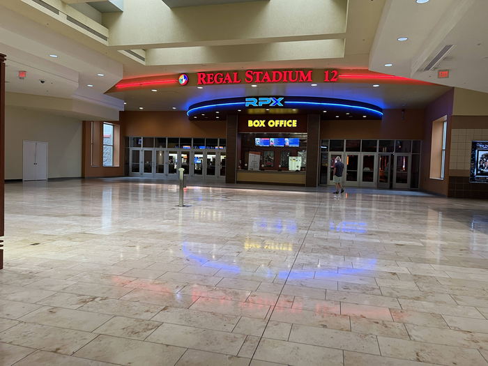 Regal Lansing Mall Stadium 12 & RPX - Aug 13 2022 (newer photo)